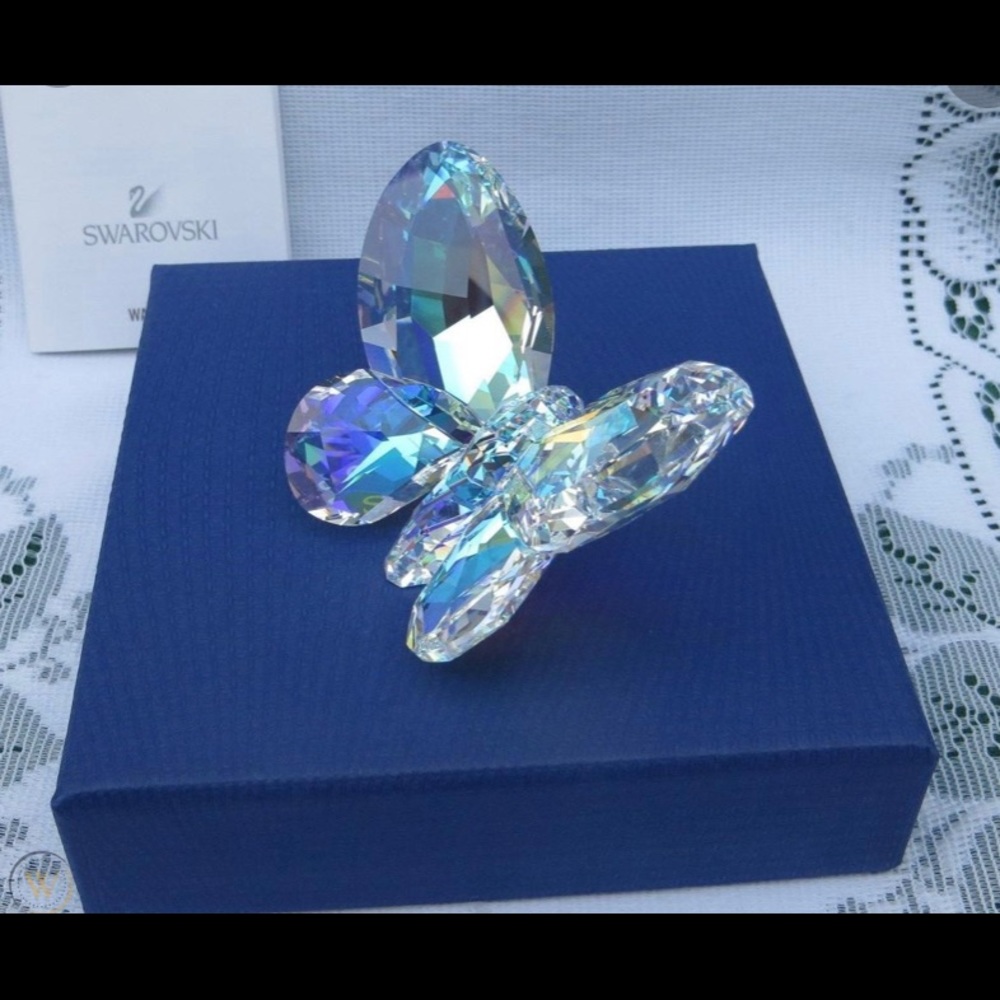 SWAROVSKI CRYSTAL AURORA BOREALIS BUTTERFLY***RARE